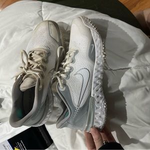 COPY - Size 9 women’s turf tennis shoes